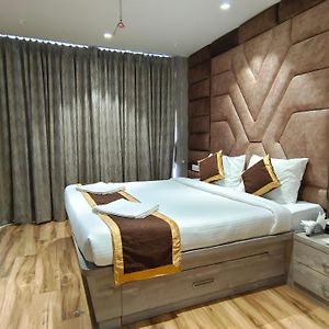 The Panash - Hotel & Banquet